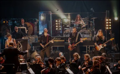 Complétez : 
"Mér var gefið..."