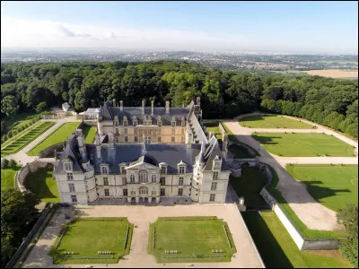 Dans quel d&eacute;partement irez-vous pour visiter le ch&acirc;teau d'&Eacute;couen ?