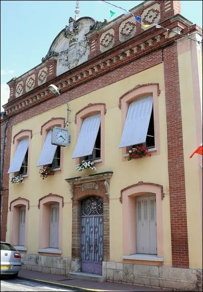 Il y a aussi une maison départementale nè...[Complétez !] dans le 82.