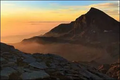 En allemand, quel est le nom du Mont Cervin ?