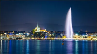 Combien de langues nationales la Suisse possède-t-elle ?