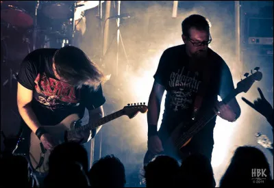 Complétez : 
"Guðirnir veita okkur þrótt til að..."