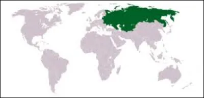 En quelle année la Russie est-elle devenue l'URSS ?