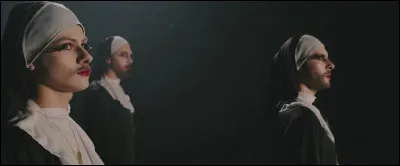 Complétez : 
"They hallow the..."