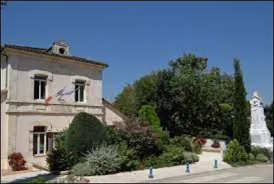 Commune néo-aquitaine, dans l'arrondissement de Nérac, Montesquieu se trouve dans le département ...
