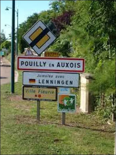 Village Côte-d'Orien, Pouilly-en-Auxois se situe dans l'ex région ...