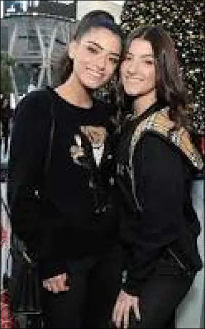 Comment se prénomme sa sur ?