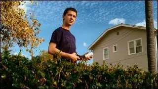 Dans ce film il se prnomme :