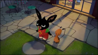 S01E01  Le feu d'artifice.
3. Où se cache Bing lorsqu'il rentre à l'intérieur car il a peur du bruit  ?