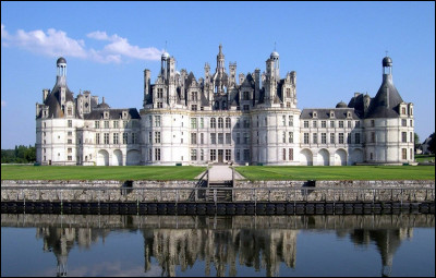 Dans quel département irez-vous pour voir le château de Chambord ?