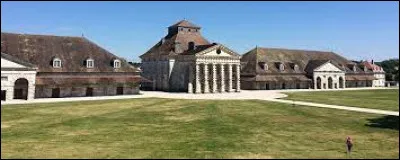 Dans quel d&eacute;partement pourrez-vous voir l'ancienne saline royale d'Arc-et-Senans ?