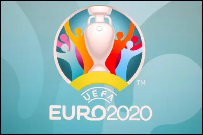 Dérogeant aux règles habituelles, l'Euro 2021 permet aux équipes d'effectuer plusieurs changements de joueurs par match. Combien ?