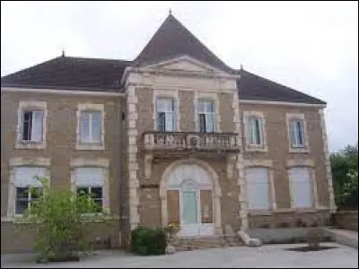 La Charmée est un village Saône-et-Loirien situé dans l'ex région ...