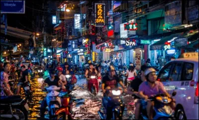 La ville de Saïgon s'appelle aujourd'hui Hô Chi Minh-Ville.