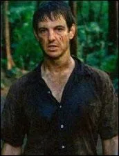 Comment les survivants se rendent-ils compte qu'Ethan n'est pas des leurs ?