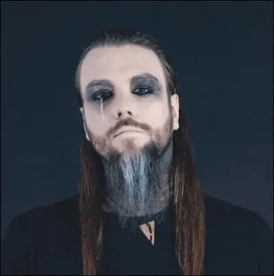 "And if you don't need my love
I'll give it all away
And if you refuse I prostitute"
De quelle chanson ces paroles sont-elles extraites ?