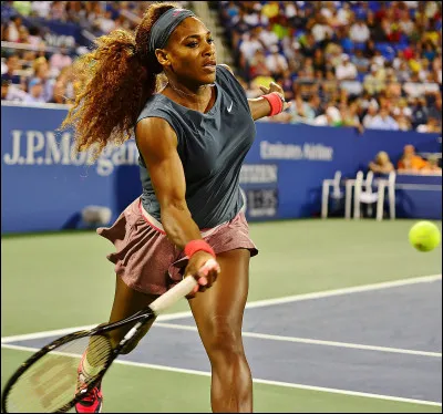 Comment s'appelle la sur de Serena Williams ?