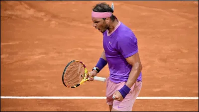 Pourquoi avoir choisi le nom "Roland-Garros" ?