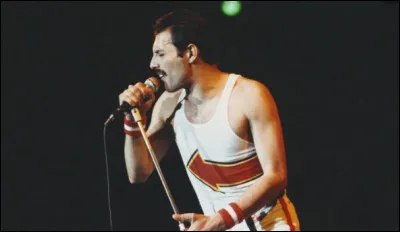 Quelle chanson a été chantée par Freddie Mercury alors quil était pleinement atteint du sida, ce qui fait que la chanson fut presque un « exploit » ?