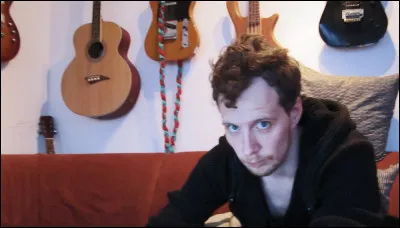 "Hef í mínum höndum Gleipni
Horfi mót glyrnum tveim.
Treysti á Óðin, Tý og Sleipni
Tak mig þar og aftur heim"
De quelle chanson ces paroles sont-elles extraites ?