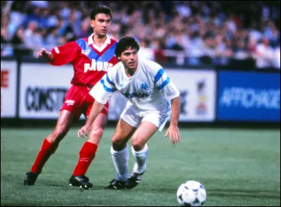 Qui est ce footballeur ?