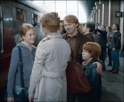Avec qui Ron Weasley se marie-t-il et a-t-il des enfants dans ''Harry Potter et les Reliques de la mort partie 2'' ?