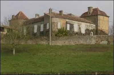 Je vous propose de partir en Nouvelle-Aquitaine, à la découverte du château d'Aubagnan. Village de l'arrondissement de Mont-de-Marsan, il se trouve dans le département ...