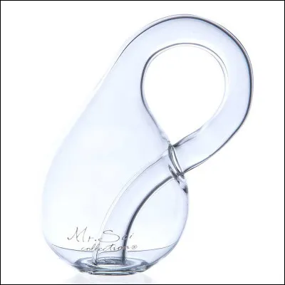 Donner l'&eacute;criture scientifique des nombres suivants : 0.0079 ; 526 000 000.