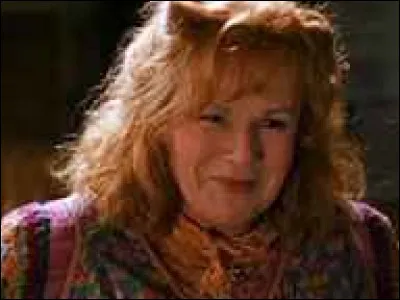 Le nom de jeune fille de Molly c'est Prewett.