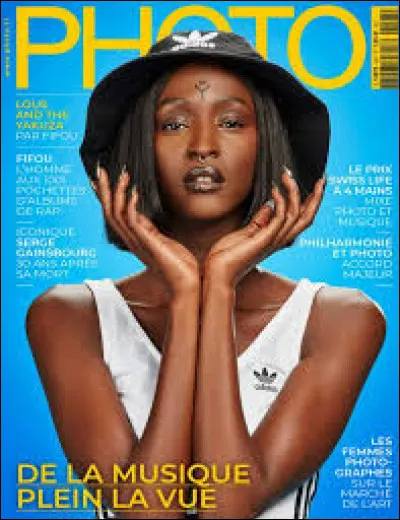 Allez, une dernière, aimerais-tu être mannequin ?