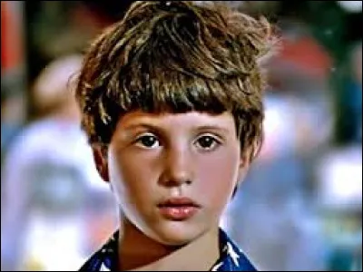 Le jeune Camille Clavel jouait dans le film de Claude Berri "Le Maître d'école" ! Qui tenait le rôle de l'instituteur ?