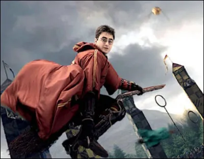 Tu postules pour être batteur, mais tu n'es pas pris dans l'équipe. Quelque temps plus tard, le capitaine de l'équipe te demande de venir dans son équipe car ses joueurs sont en colle et qu'il lui manque des batteurs.
Que fais-tu ?