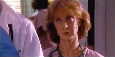 Comment se prénomme cette infirmière ?