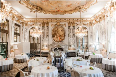 Combien y a-t-il de restaurants 3 étoiles à Paris ?