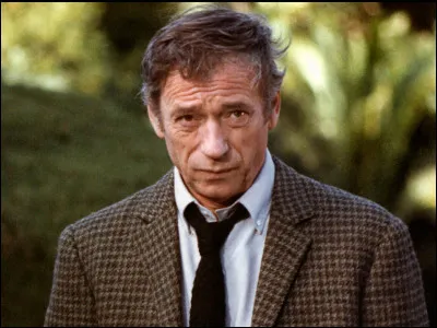 D'après sa chanson, où Yves Montand aime-t-il flâner  ?