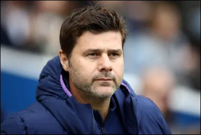 Qui est l'entraîneur principal du PSG ?