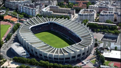 Dans quel arrondissement de Paris se trouve le Parc des Princes ?