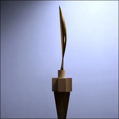 Quel sculpteur fran&ccedil;ais, ma&icirc;tre de l�abstraction, est l�auteur de l��uvre "Oiseau dans l�espace" ?