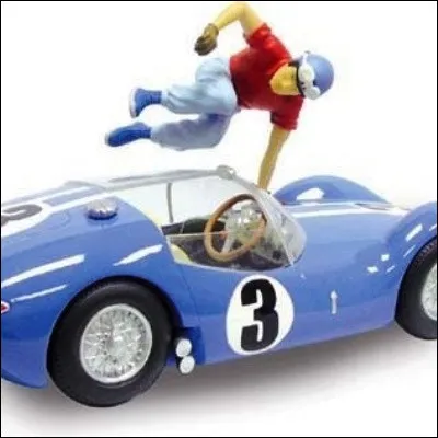 Quel h&eacute;ros de bandes dessin&eacute;es cr&eacute;&eacute; par Jean Graton commence sa carri&egrave;re dans l�album "Le Grand d&eacute;fi" ?