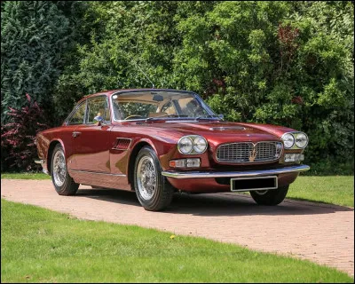 Outre Indianapolis, les États-Unis ont su attirer les constructeurs automobiles à courir sur tout leur territoire. Comme Indianapolis, une ville états-unienne liée au sport automobile est aussi utilisée pour nommer des modèles. Voici un exemple, quel est son nom ?