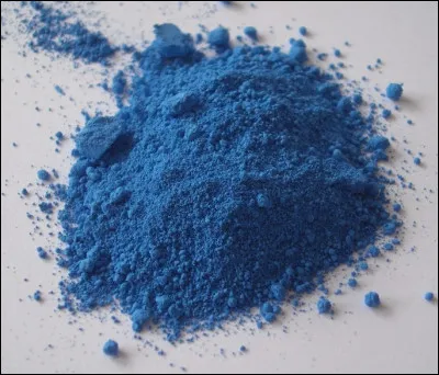 Oxyde de cobalt, pigment bleu qui est utilis&eacute; pour la coloration des c&eacute;ramiques :