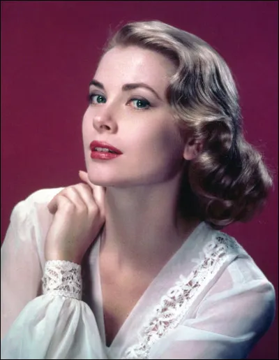 En quelle année Grace Kelly devint-elle princesse de Monaco ?