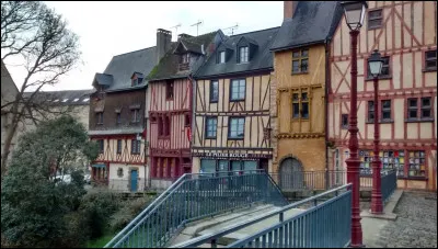 Comment s'appellent les habitants du Mans  ?
