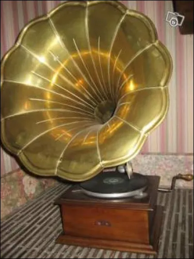 Si je vous parle d'une vieille antiquité, que fais-je ?