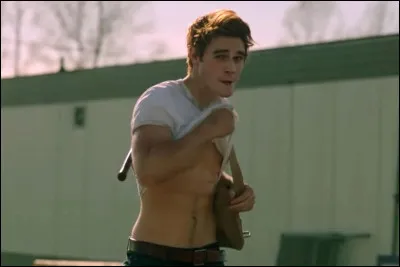 Qui a eu des relations sexuelles avec Archie au cours de la saison 5 ?