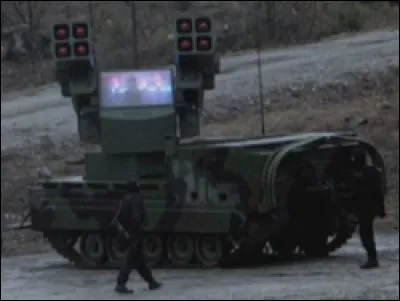 Quel avion Edward Fyers voulait-il détruire en faisant porter le chapeau à Yao Fei ?