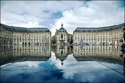 6e > Bordeaux est une ville tellement cool qu'il y coulent trois cours d'eau : lesquels ?