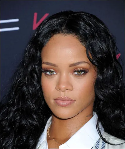 Qui est cette célébrité ?