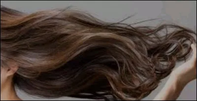 Tes cheveux sont :