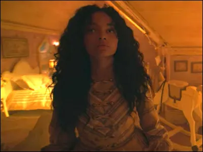 Quel est son nom de famille ?
Indice sur le nom de la série : 🧙🏼‍♀️😺✡️